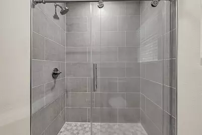 811 Sara Rose Street, Houston, TX 77018 - Photo 17