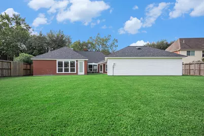 15411 Park Estates Lane, Houston, TX 77062 - Photo 3