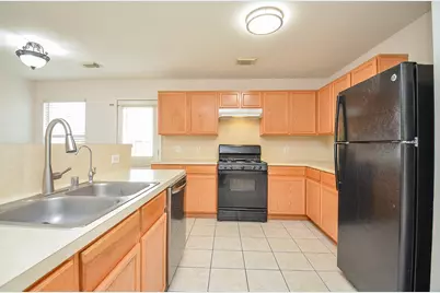 13118 Crescent Manor Lane, Houston, TX 77072 - Photo 19