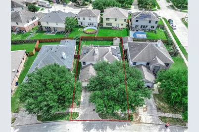 7906 Brookfield Street, Baytown, TX 77523 - Photo 47