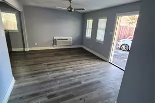 1421 Marshall St, Houston, TX 77006 - Photo 5