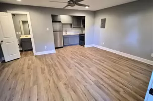 1421 Marshall St, Houston, TX 77006 - Photo 3