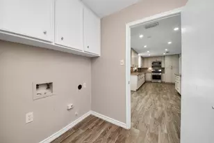 2706 Stetson Ln, Houston, TX 77043 - Photo 15