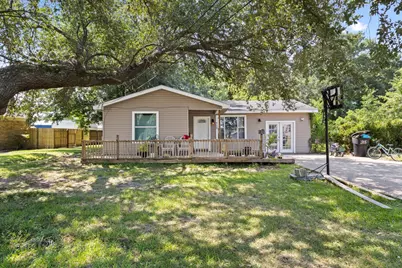 315 N 3rd Street, Nederland, TX 77627 - Photo 1