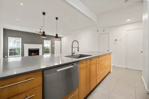 3800 Tanglewilde St, Houston, TX 77063 - Photo 9