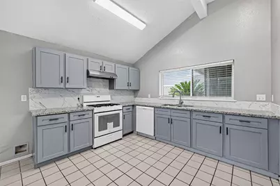 1811 Crosscoach Lane, Katy, TX 77449 - Photo 13