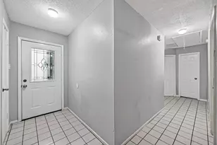 1811 Crosscoach Ln, Katy, TX 77449 - Photo 17