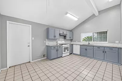 1811 Crosscoach Lane, Katy, TX 77449 - Photo 11
