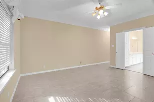 611 N Hickory St, Tomball, TX 77375 - Photo 15