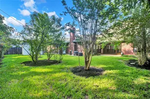 611 N Hickory St, Tomball, TX 77375 - Photo 25