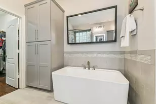 13923 Desert Trace Ct, Houston, TX 77044 - Photo 3