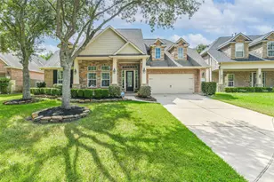 13923 Desert Trace Ct, Houston, TX 77044 - Photo 1