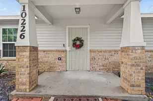 10226 Ella Falls Blvd, Houston, TX 77038 - Photo 5