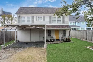 109 Amundsen St, Houston, TX 77009 - Photo 1