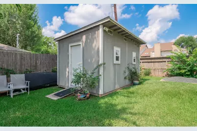 1918 Huge Oaks Street, Houston, TX 77055 - Photo 35