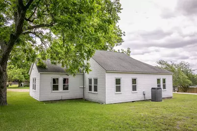 400 N Brazos Street, Burton, TX 77835 - Photo 23