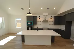 2418 Good Morrow Dr, Rosenberg, TX 77471 - Photo 5