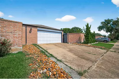 15914 Val Vista Drive, Houston, TX 77083 - Photo 3