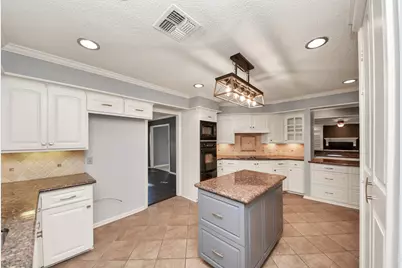 5302 Boyce Springs Drive, Houston, TX 77066 - Photo 17