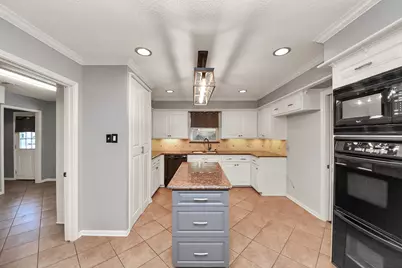 5302 Boyce Springs Drive, Houston, TX 77066 - Photo 13
