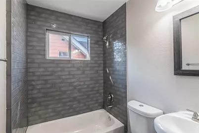 3102 Wentworth Street #04, Houston, TX 77004 - Photo 11