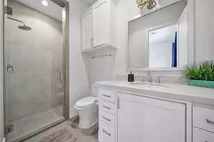 1510 Johanna Dr, Houston, TX 77055 - Photo 37