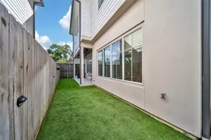 1510 Johanna Dr, Houston, TX 77055 - Photo 35