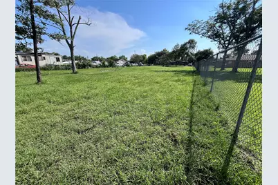 9030 Talcott Lane, Houston, TX 77049 - Photo 7