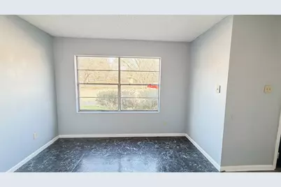 111 S Drew Avenue, Livingston, TX 77351 - Photo 3