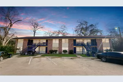 111 S Drew Avenue, Livingston, TX 77351 - Photo 1