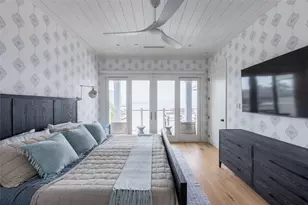 1311 Oahu Dr, Tiki Island, TX 77554 - Photo 17