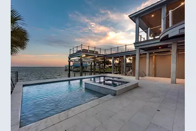1311 Oahu Drive, Tiki Island, TX 77554 - Photo 5
