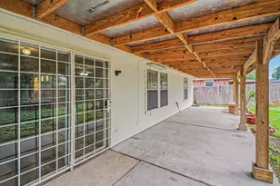 9806 Revelstoke Dr, Houston, TX 77086 - Photo 25