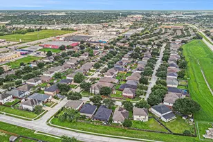 9806 Revelstoke Dr, Houston, TX 77086 - Photo 29