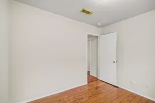 9806 Revelstoke Dr, Houston, TX 77086 - Photo 17