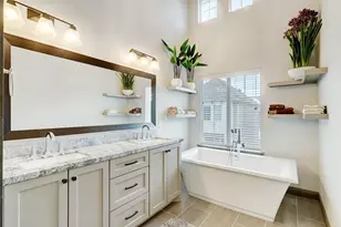 10905 Upland Retreat, Houston, TX 77043 - Photo 11