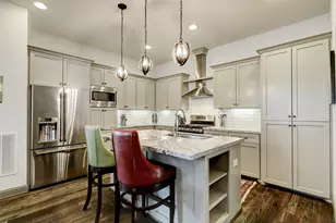 10905 Upland Retreat, Houston, TX 77043 - Photo 15