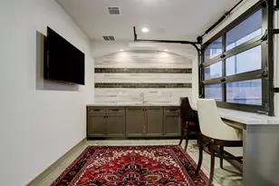 10905 Upland Retreat, Houston, TX 77043 - Photo 17