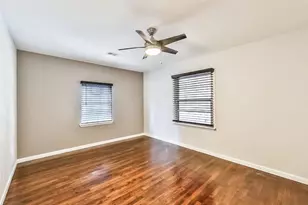 6530 Westview Dr, Houston, TX 77055 - Photo 15