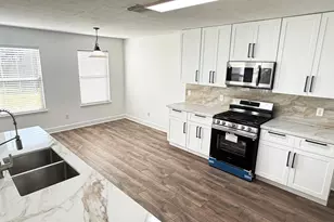 2315 Falcon Knoll St, Katy, TX 77494 - Photo 9