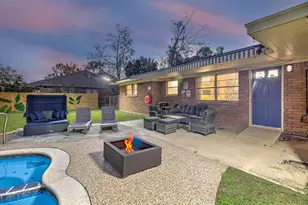 9825 Radio Rd, Houston, TX 77075 - Photo 33