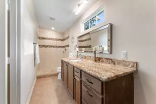 16452 Edgefield Ln, Conroe, TX 77302 - Photo 13