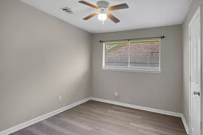 5404 Lorraine Drive, Baytown, TX 77521 - Photo 13