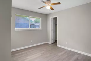 5404 Lorraine Dr, Baytown, TX 77521 - Photo 15