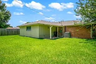 5404 Lorraine Dr, Baytown, TX 77521 - Photo 23