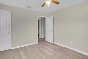 5404 Lorraine Dr, Baytown, TX 77521 - Photo 19