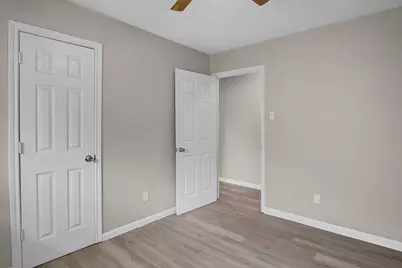 5404 Lorraine Drive, Baytown, TX 77521 - Photo 15