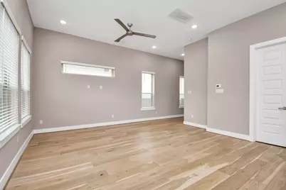 306 Chobani Lane, Houston, TX 77091 - Photo 3
