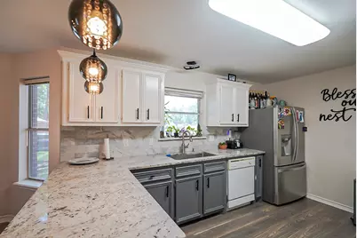 200 Canterbury Drive, Conroe, TX 77303 - Photo 7