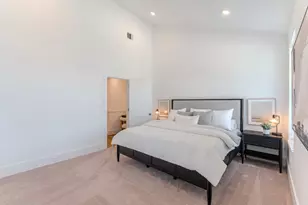 7613 Victory Reserve St, Houston, TX 77088 - Photo 11